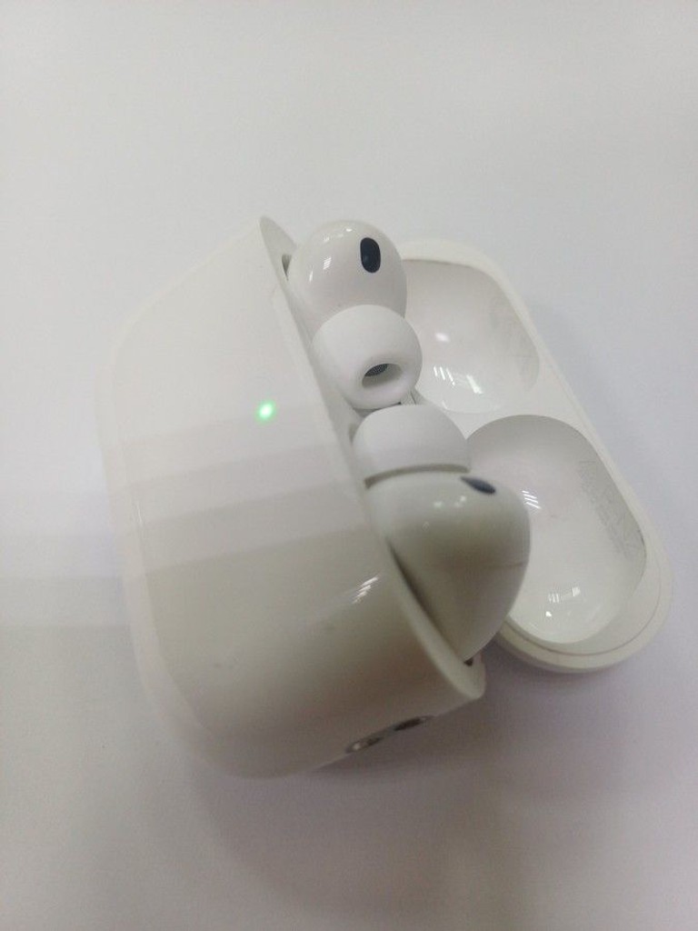 Дешево AirPods Pro 3 з ломбарду
