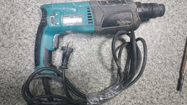 Оголошення Makita HR2470 Б/У