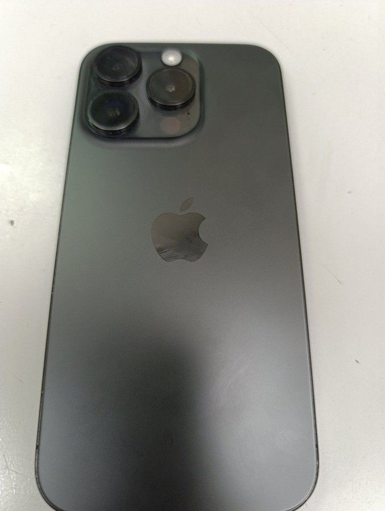 Купить Apple iphone 15 pro 256gb esim Б/У