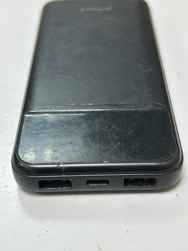 Оголошення Proove illuminator 2 22.5w 10000mah Б/У
