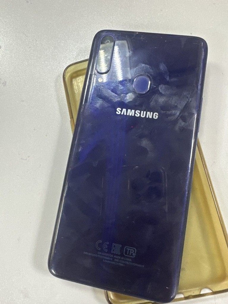 Оголошення Samsung galaxy a20s 2019 a207f 3/32gb Б/У