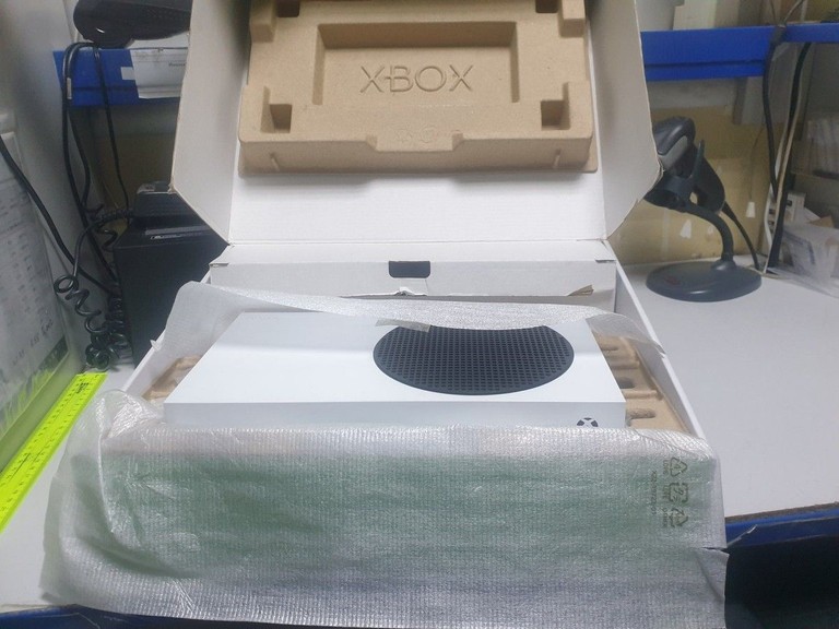 Объявление Microsoft xbox series s 512gb Б/У