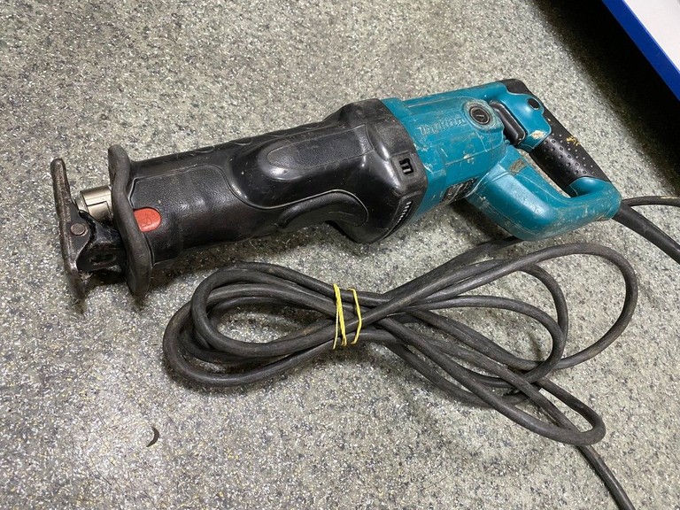 Купити Makita JR3050T Б/У