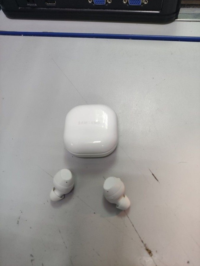 Оголошення Samsung galaxy buds fe Б/У