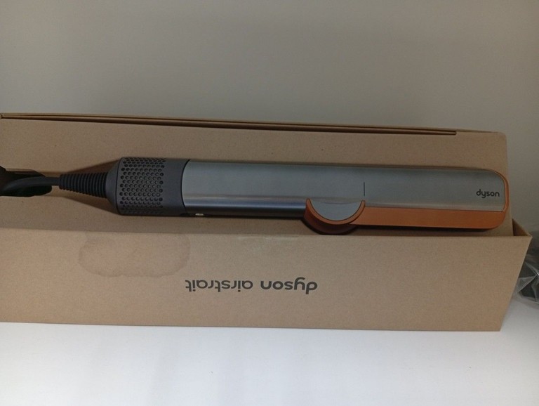 Купити Dyson airstrait ht01 nickel/copper Б/У