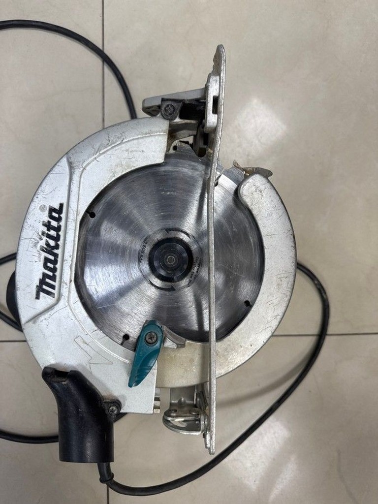 Розпродаж Makita HS7601, продавець Техноскарб