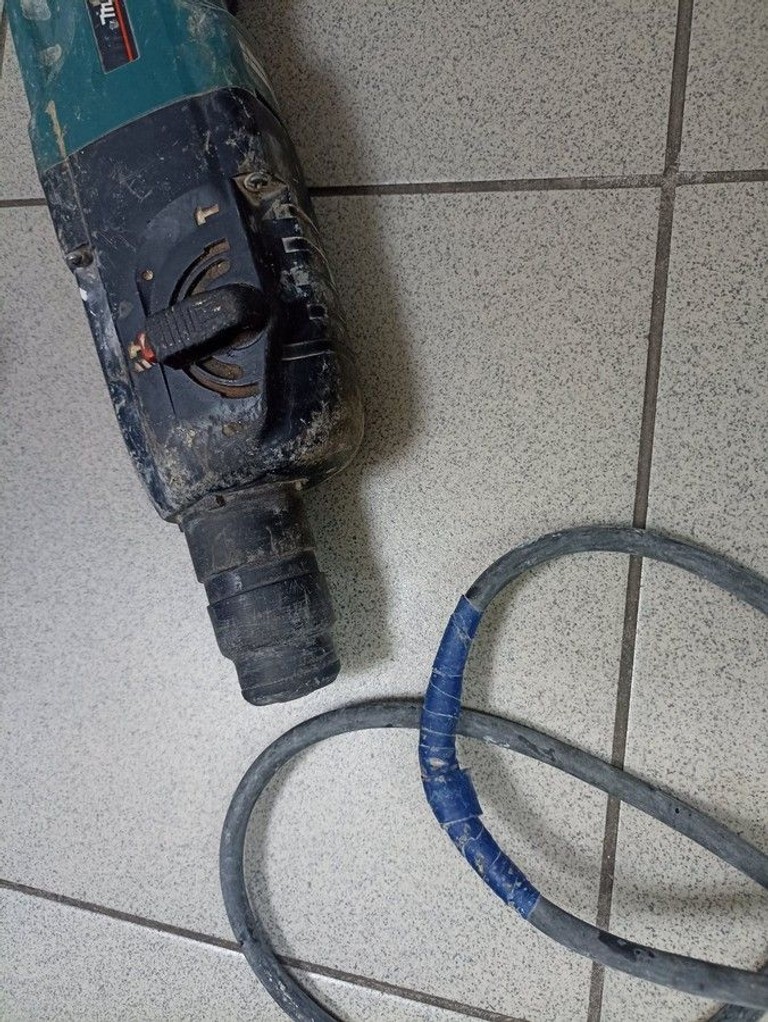 Дешиво Makita hr2450 с ломбарда