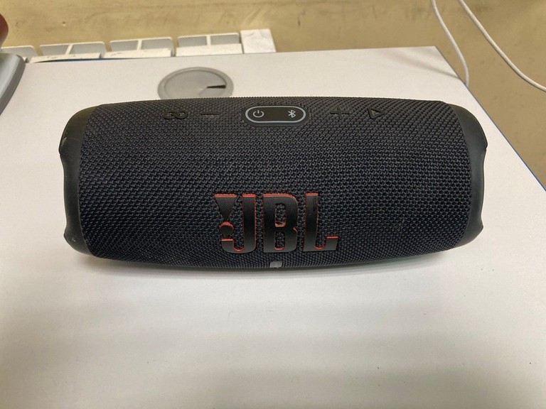 Дешево Jbl charge 5 з ломбарду