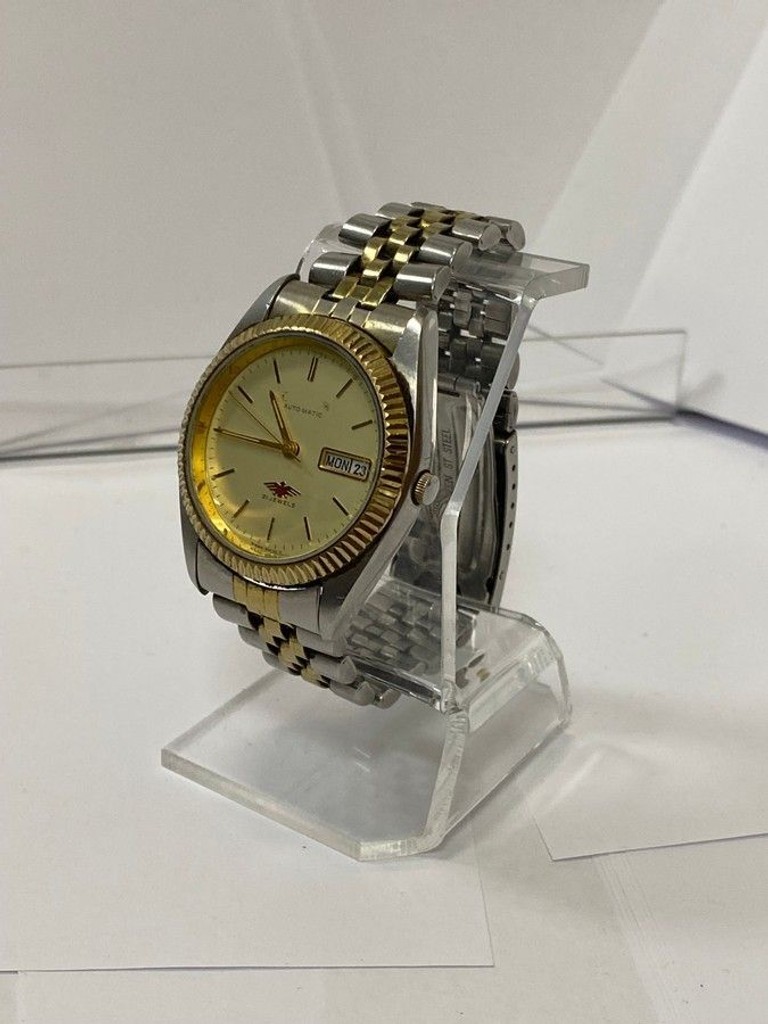 Купить Citizen 4-r02106 rc Б/У
