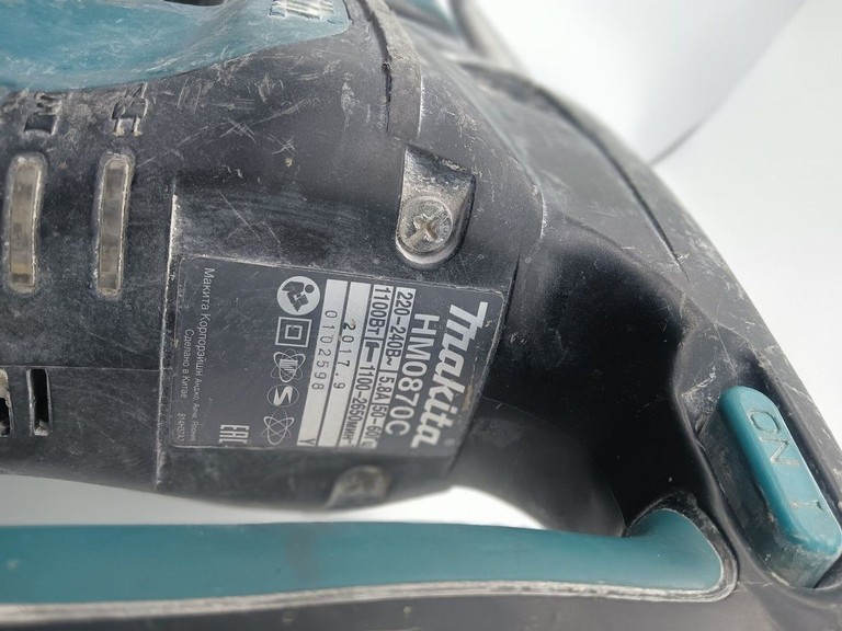 Дешево Makita HM0870C з ломбарду