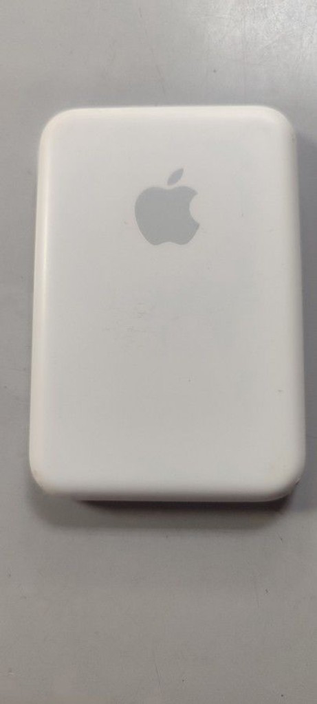 Розпродаж Apple magsafe battery pack a2384 1460mah, продавець Техноскарб