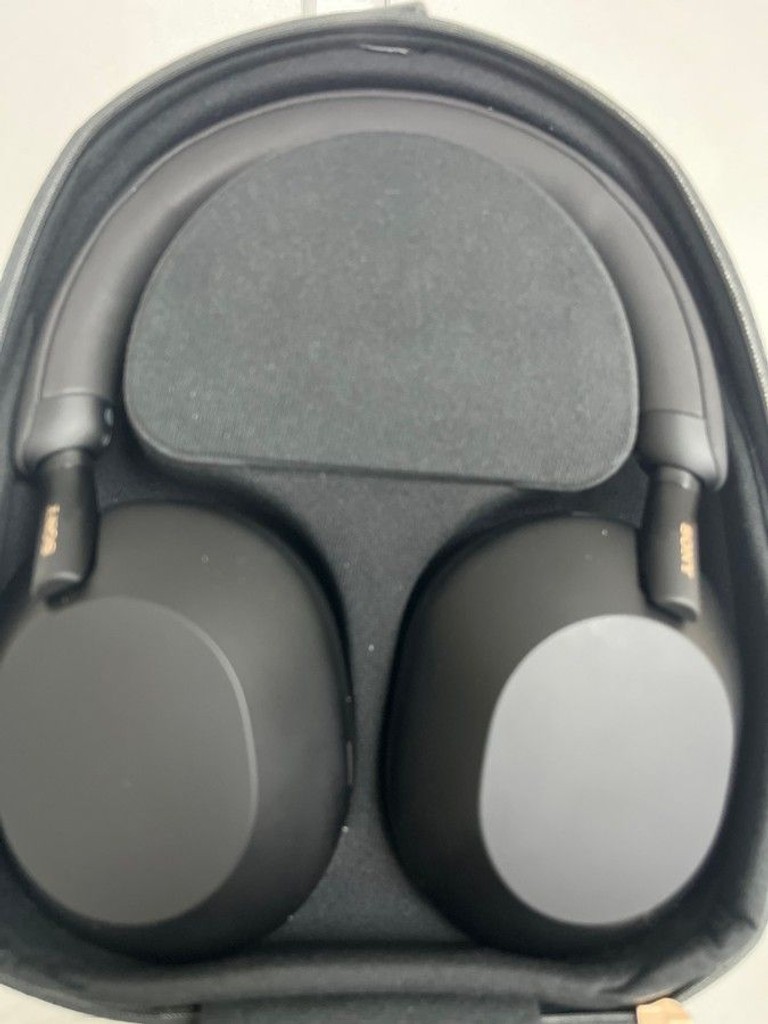 Купити Sony wh-1000xm5 Б/У