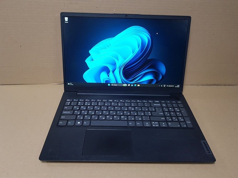 Купити Lenovo 15/core i3-1315u ddr5/8gb ddr5/ssd 128 gb/*інтегрована Б/У