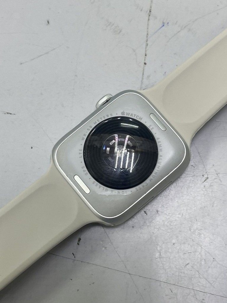 Дешиво Apple watch se 2 gps + cellular 44mm aluminum case с ломбарда