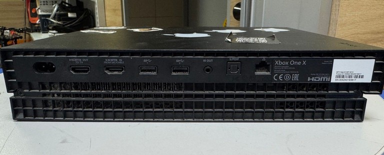 Microsoft Xbox One X 1TB Код:01-201170670. Изображение 6