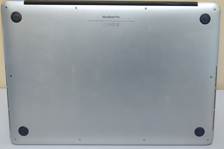 Дешиво Apple macbook pro a1398 15,4" core i7 2.2ghz/ram 16gb/ssd256gb/intel iris pro с ломбарда