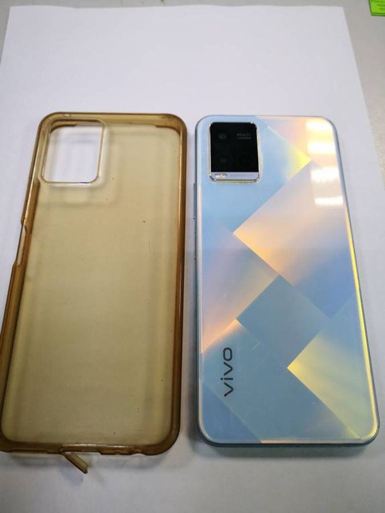 Дешево Vivo y21 v2111 4/64gb з ломбарду