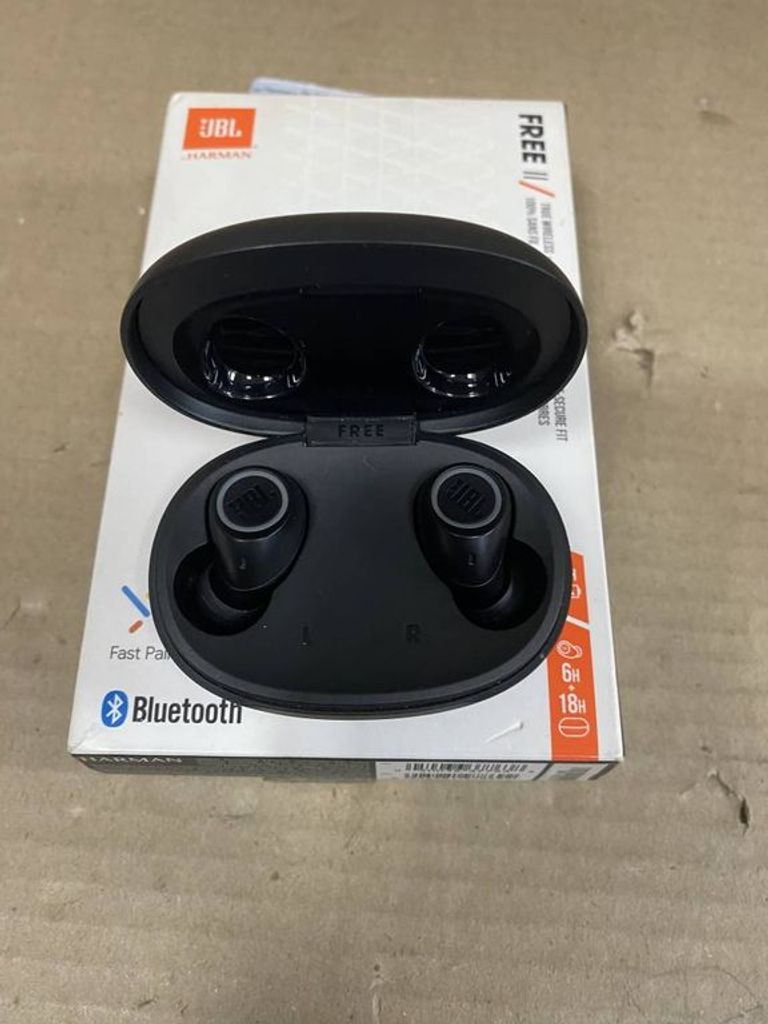 Купити Jbl free ii Б/У