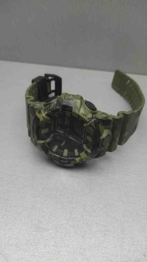 Casio G-Shock GA-700SE-1A2ER