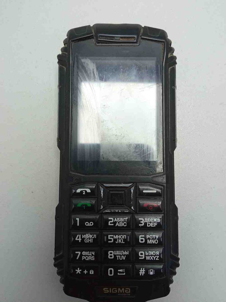 Sigma mobile X-treme DT68 black-red Код:2000004002404. Зображення 4