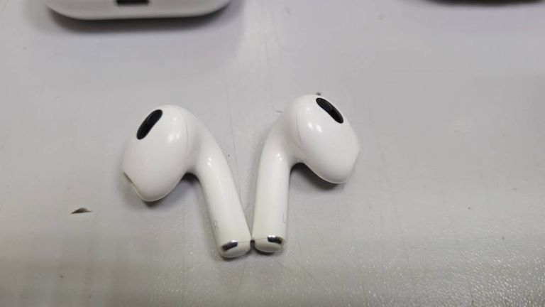 Apple airpods 3rd generation