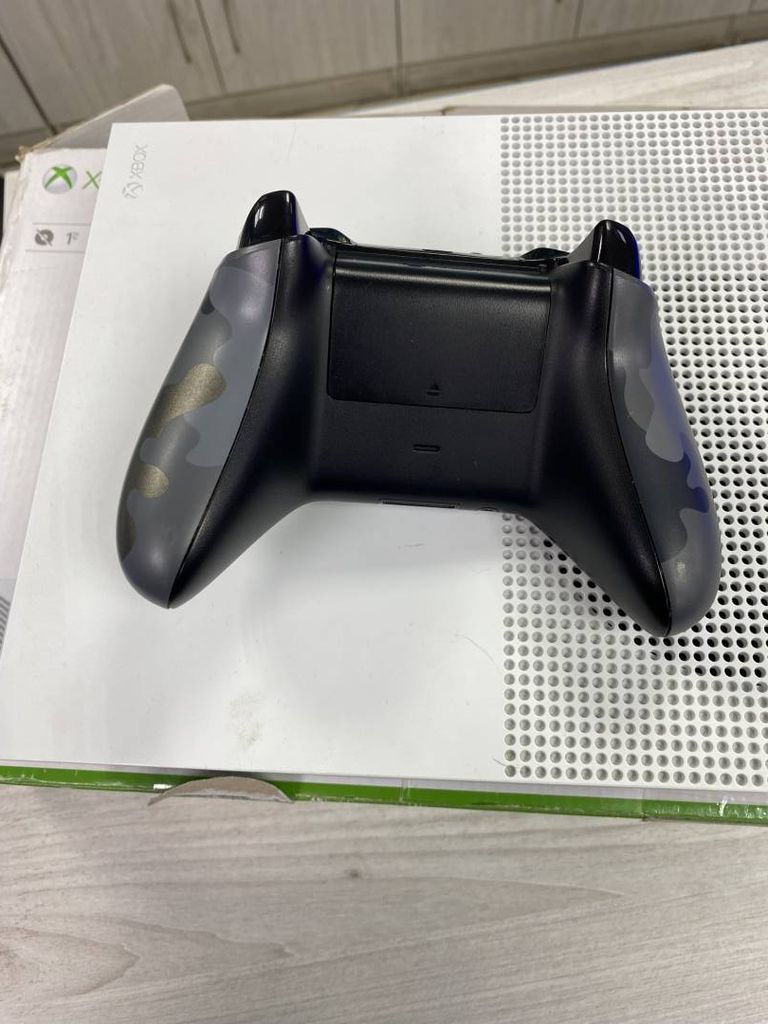 Оголошення Microsoft Xbox One S 1TB Б/У