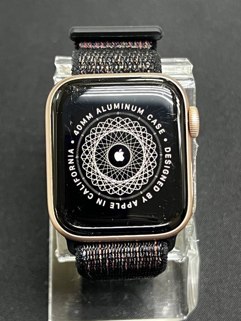 Купити Apple watch se gps 40mm aluminum case a2351 Б/У