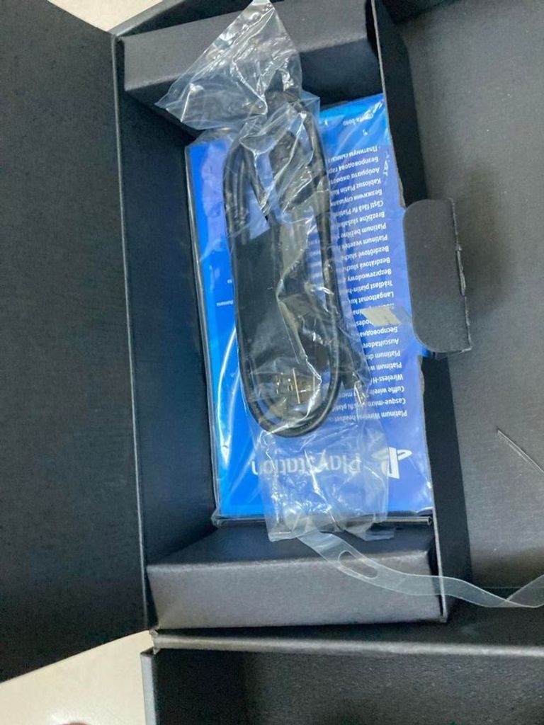 Розпродаж Sony playstation platinum wl, продавець Техноскарб