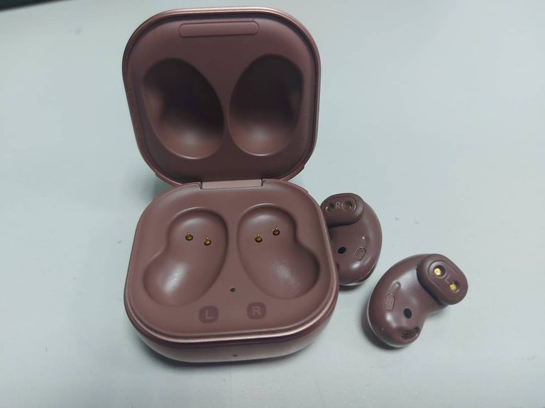 Samsung galaxy buds live