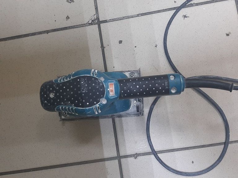 Оголошення Makita BO3711 Б/У