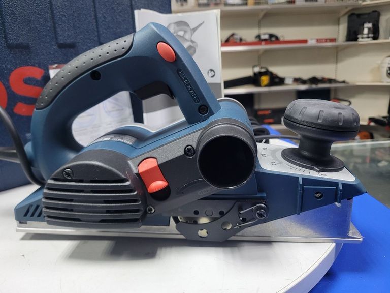 Дешево Bosch gho 40-82 c з ломбарду