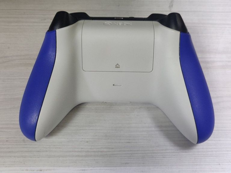 Microsoft Xbox One S 1TB Код:01-200755604. Зображення 9