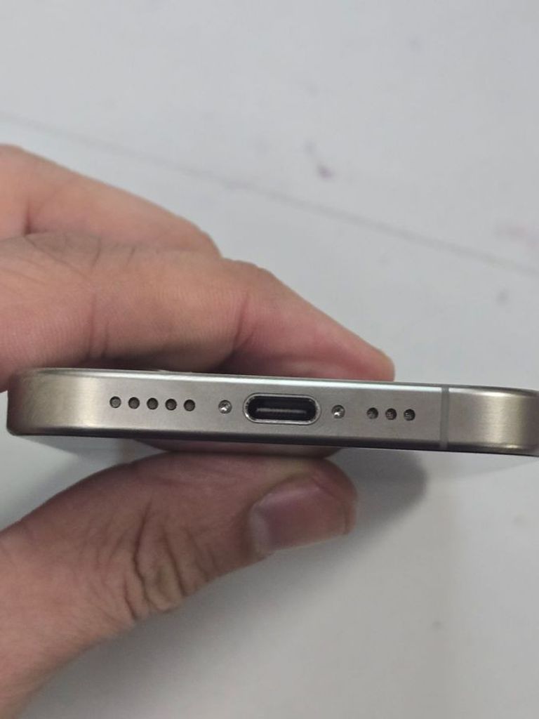 Apple iphone 15 pro 128gb Код:01-200756533. Зображення 5