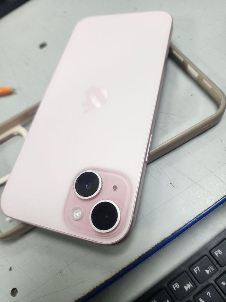 Купити Apple iPhone 15 Plus 128GB Black Б/У