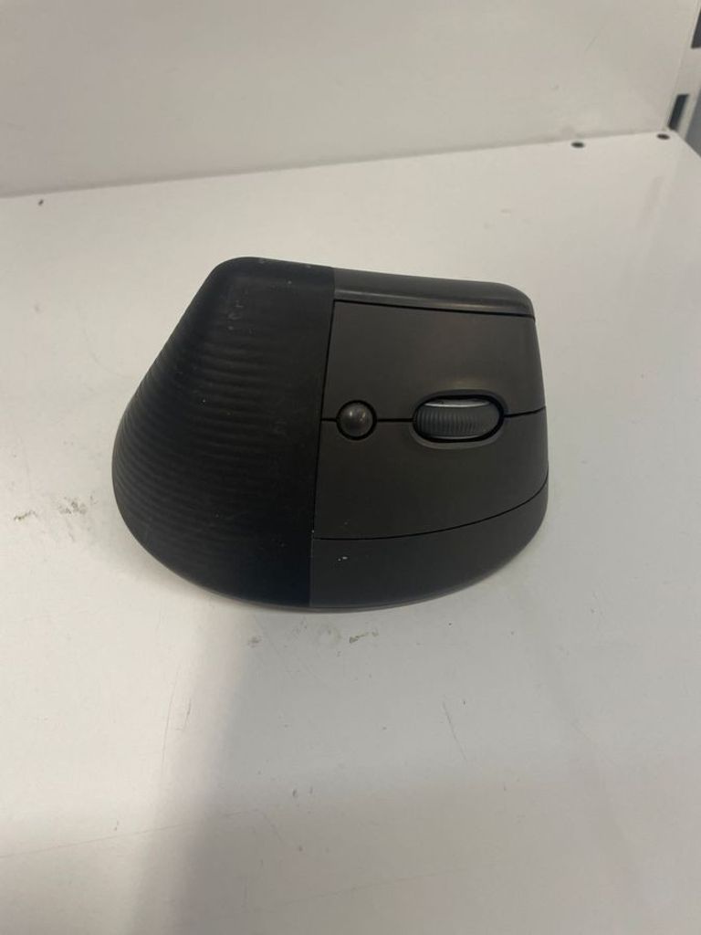 Купити Logitech lift Б/У