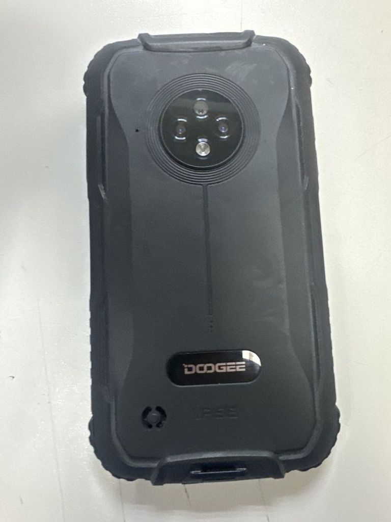 Распродажа Doogee S35 3/16GB Black, продавец Техноскарб