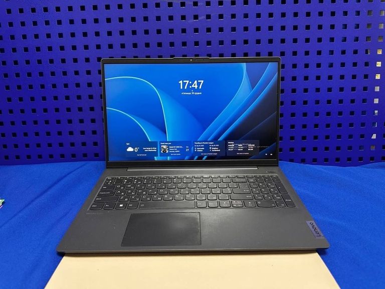 Купить Lenovo 15/core i5-1235u ddr5/16gb ddr5/hdd *відсутній/ssd 512 gb/*інтегрована Б/У