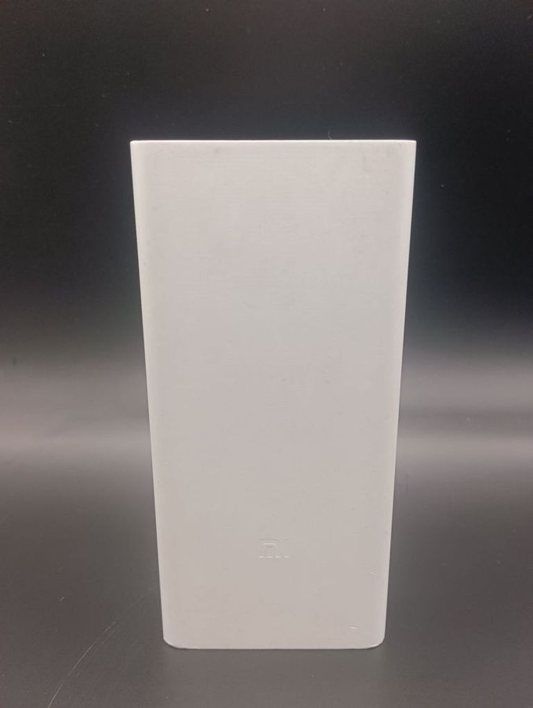 Купити Xiaomi mi power bank 3 20000 mah usb-c 18w Б/У