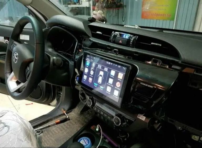 Toyota Hilux 2015-2020гг. 4/64Gb Код:null. Изображение 9