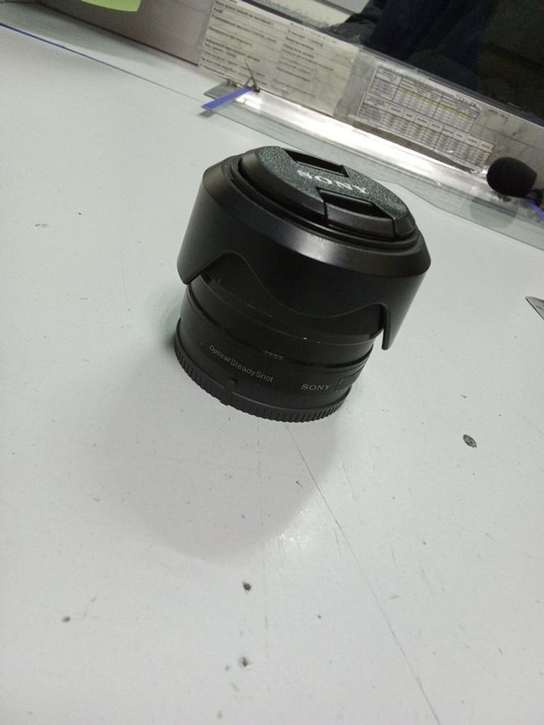 Дешево Sony SEL35F18F 35mm f/1,8 з ломбарду