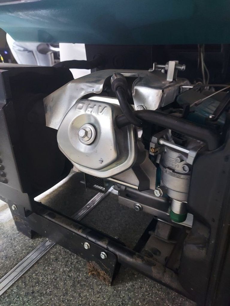 Оголошення Heron 17hp 8,2kw/6,5kw 8896147 Б/У