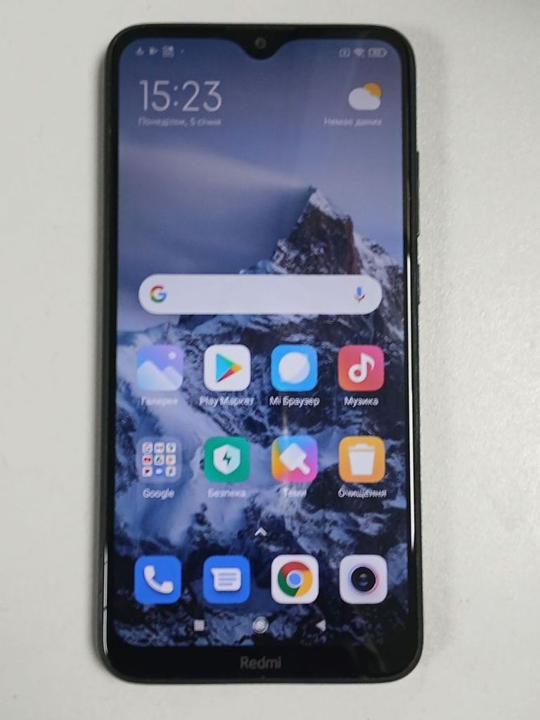 Купити Xiaomi Redmi 8 3/32GB Blue Б/У