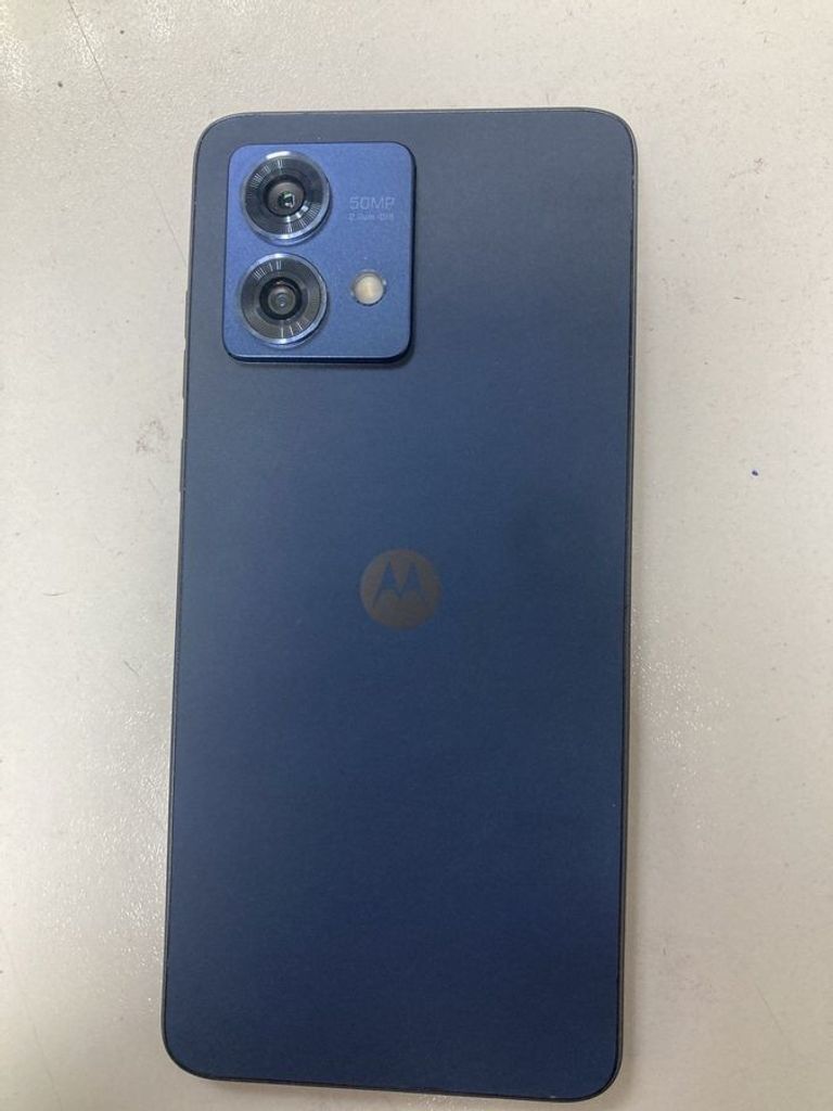 Дешево Motorola moto g84 12/256gb з ломбарду