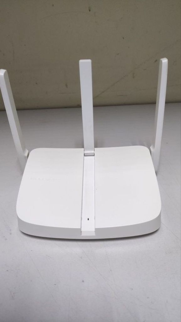 Дешиво Mercusys MW305R V3 с ломбарда