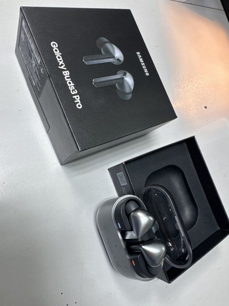 Оголошення Samsung galaxy buds3 pro Б/У