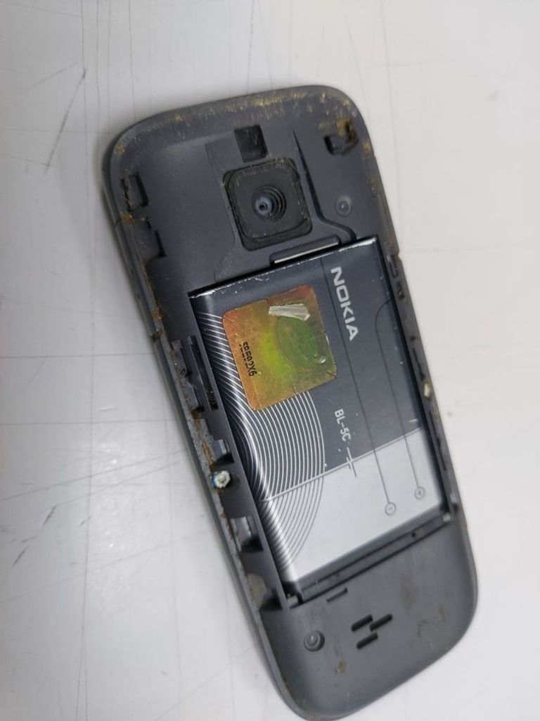 Купить Nokia 2730 classic Б/У