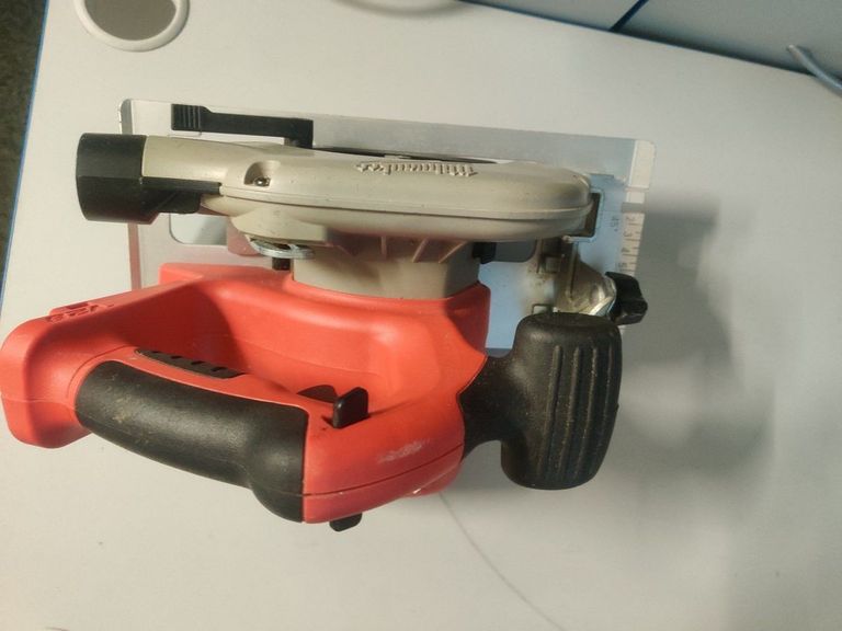 Розпродаж MILWAUKEE М28 HD28 CS-502C (4933448538), продавець Техноскарб