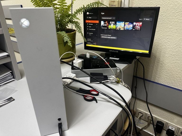 Microsoft xbox series s 512gb Код:01-200850924. Зображення 13