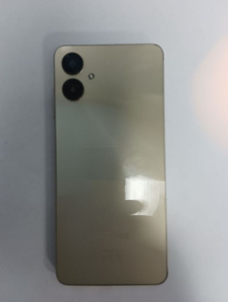 Купить Samsung galaxy a06 4/128gb Б/У