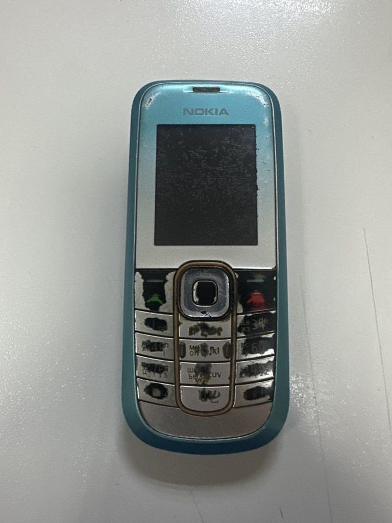 Купить Nokia 2600 Б/У